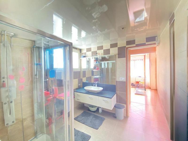 Maison - 136 m² - 6 pièces