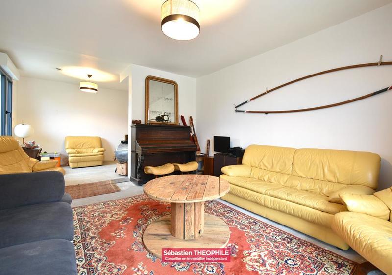 Maison - 140 m² - 5 pièces