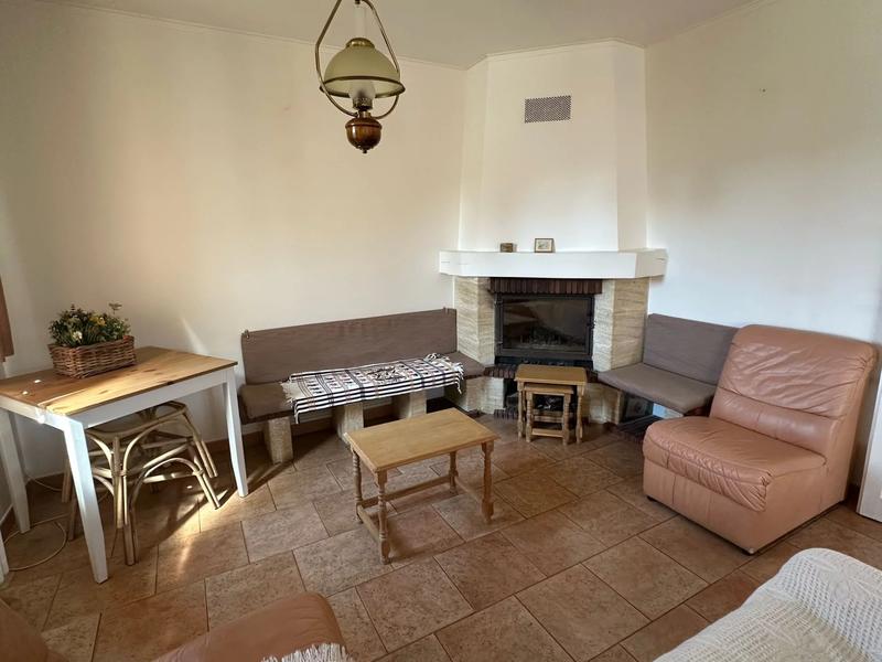 Maison - 96 m² - 6 pièces