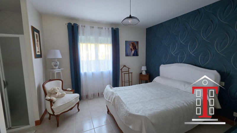 Maison traditionnelle - 186 m² - 7 pièces