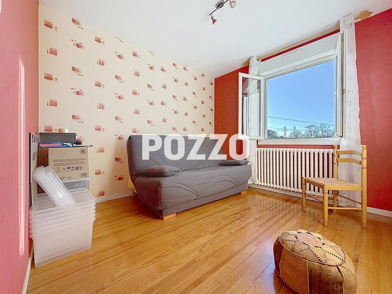 Maison - 90 m² - 6 pièces