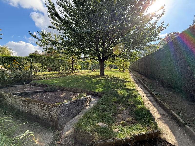 Maison - 161 m² - 7 pièces