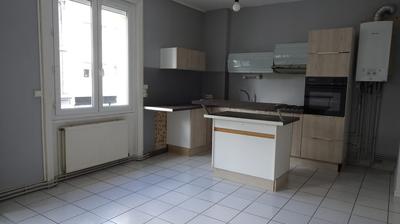 Appartement - 85 m² - 3 pièces