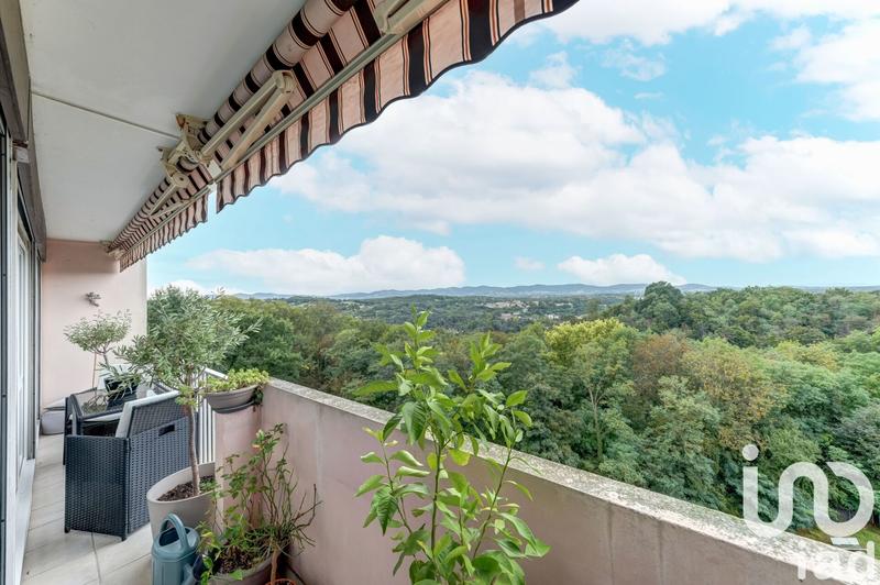 Appartement - 81 m² - 4 pièces