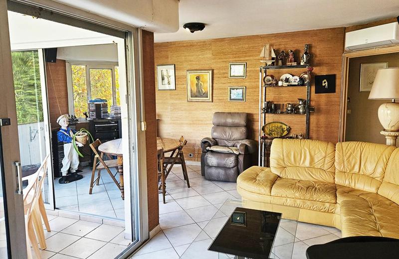 Appartement - 106 m² - 5 pièces