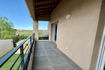 Appartement - 75 m² - 3 pièces