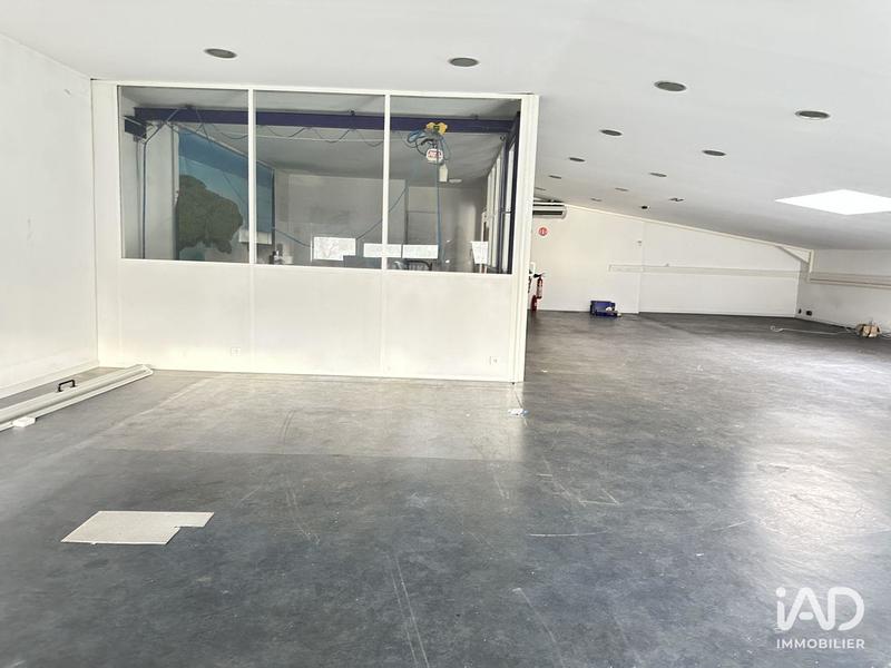 Local commercial - 197 m²