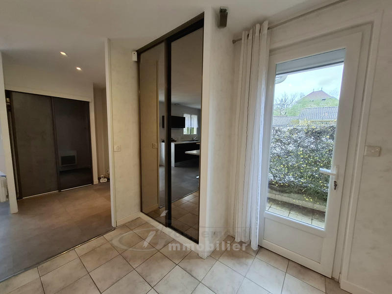 Maison - 102 m² - 4 pièces