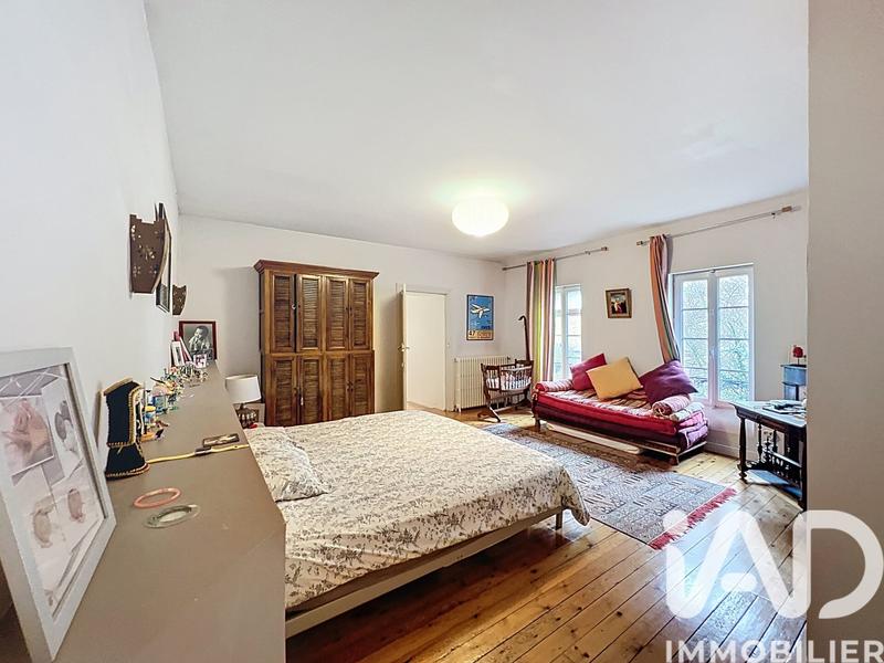 Maison - 190 m² - 7 pièces