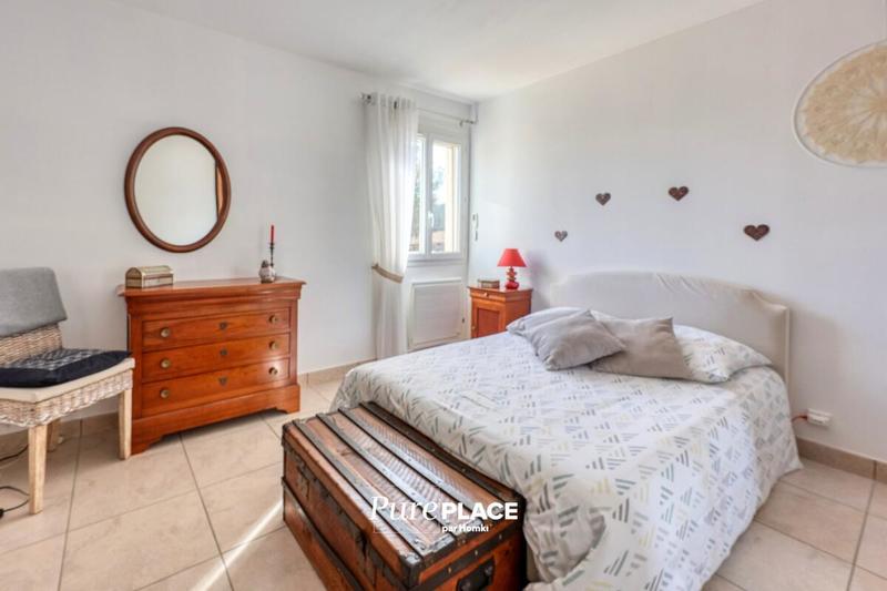 Villa - 143 m² - 5 pièces