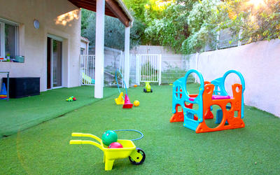 Micro-crèche Youbee For Kids “Les PéquéLez”