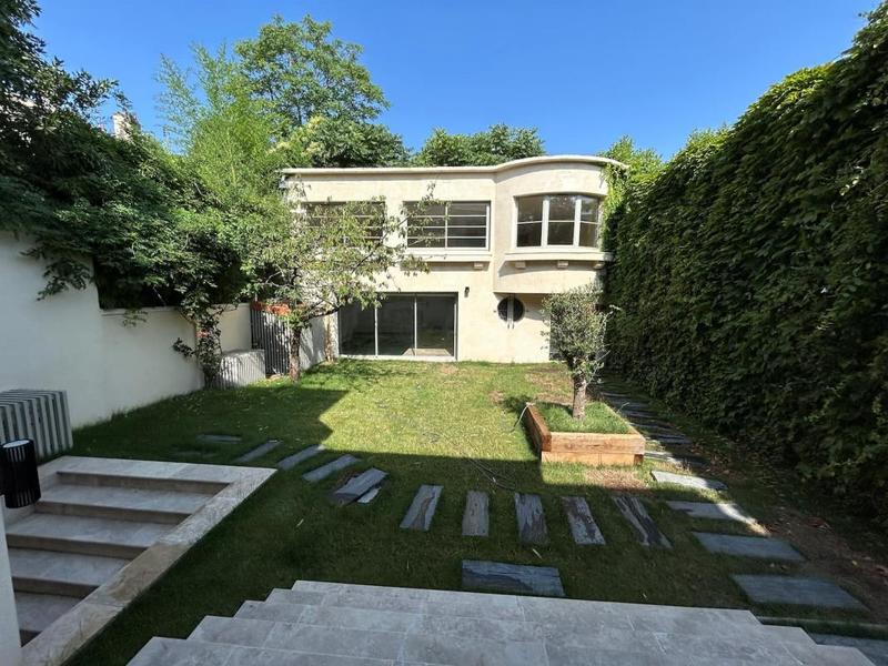 Maison bourgeoise - 388 m² - 10 pièces