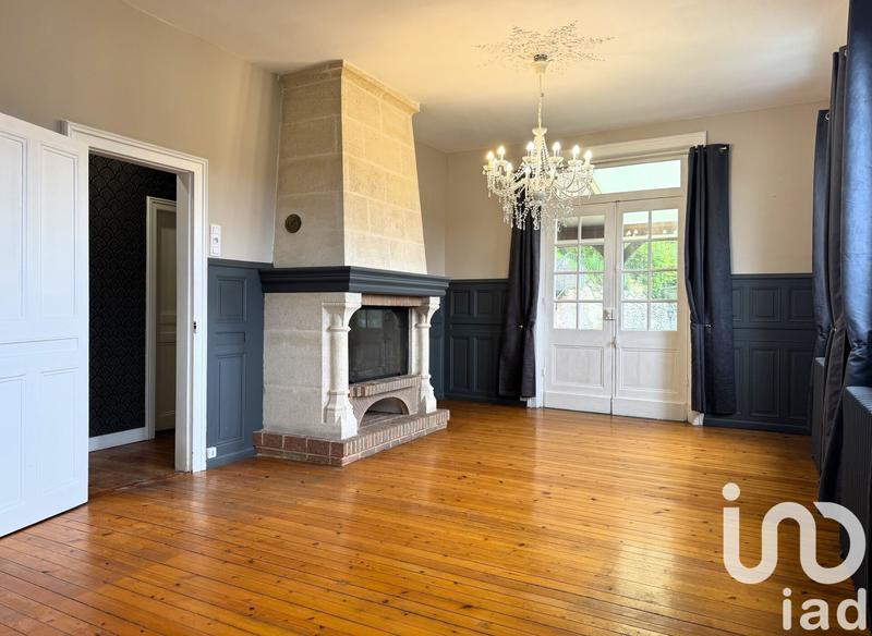 Maison - 202 m² - 6 pièces