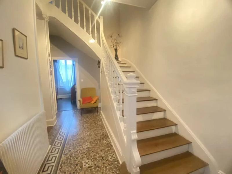 Maison de ville - 146 m² - 7 pièces