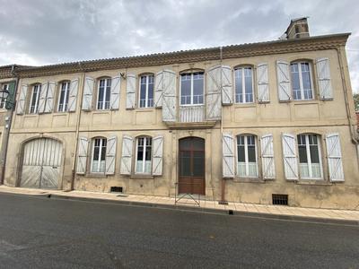 Maison - 350 m² - 11 pièces