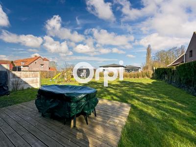 Maison - 104 m² - 4 pièces