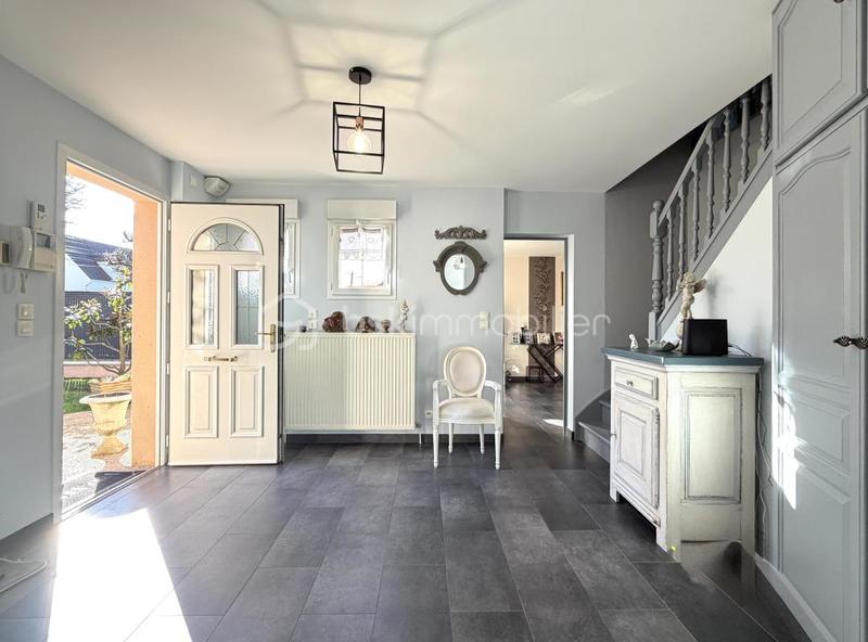 Maison - 205 m² - 8 pièces