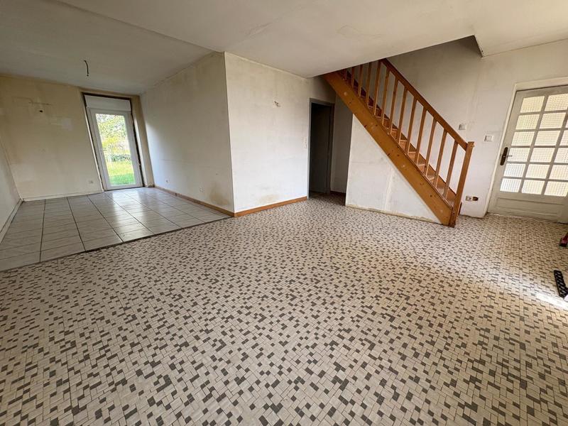 Maison - 90 m² - 4 pièces