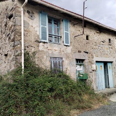 Maison - 250 m² - 4 pièces