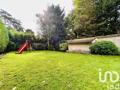 Maison - 200 m² - 7 pièces