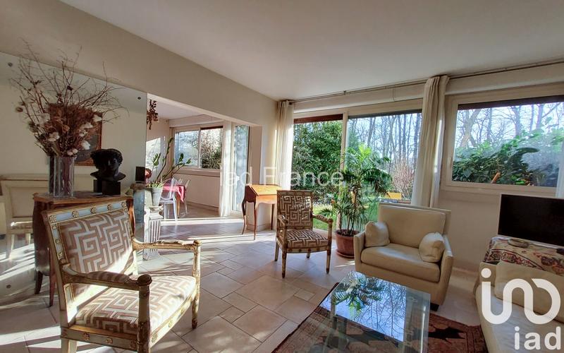 Appartement - 99 m² - 4 pièces