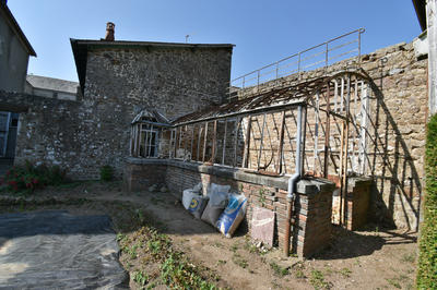 Maison - 168 m² - 8 pièces