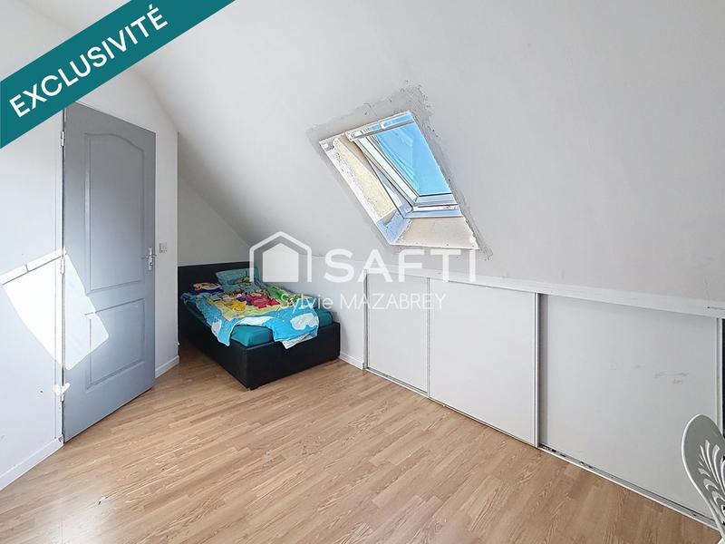 Maison - 90 m² - 5 pièces