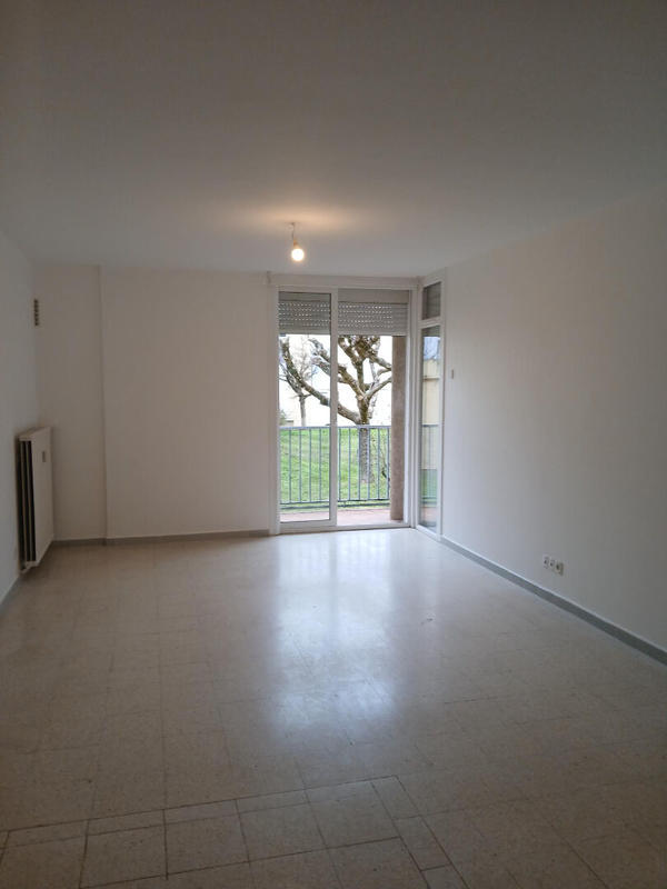 Appartement - 77 m² - 4 pièces