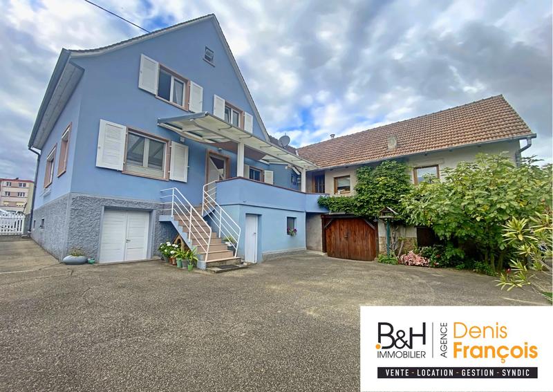 Maison traditionnelle - 182 m² - 7 pièces