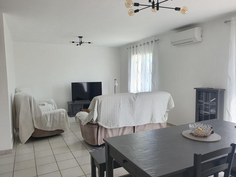 Maison - 104 m² - 5 pièces