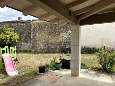 Maison - 142 m² - 5 pièces