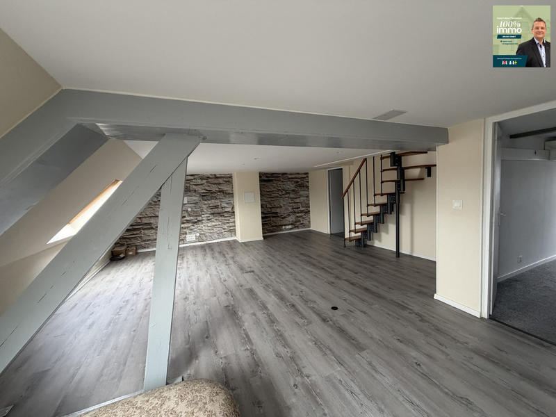 Appartement - 125 m² - 5 pièces