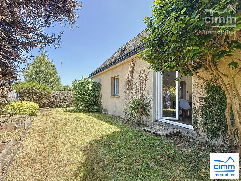 Maison traditionnelle - 112 m² - 6 pièces