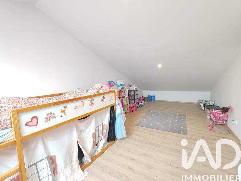 Maison - 203 m² - 8 pièces