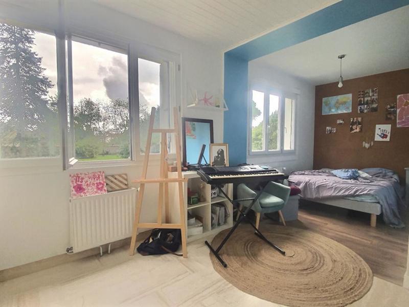 Maison - 202 m² - 7 pièces