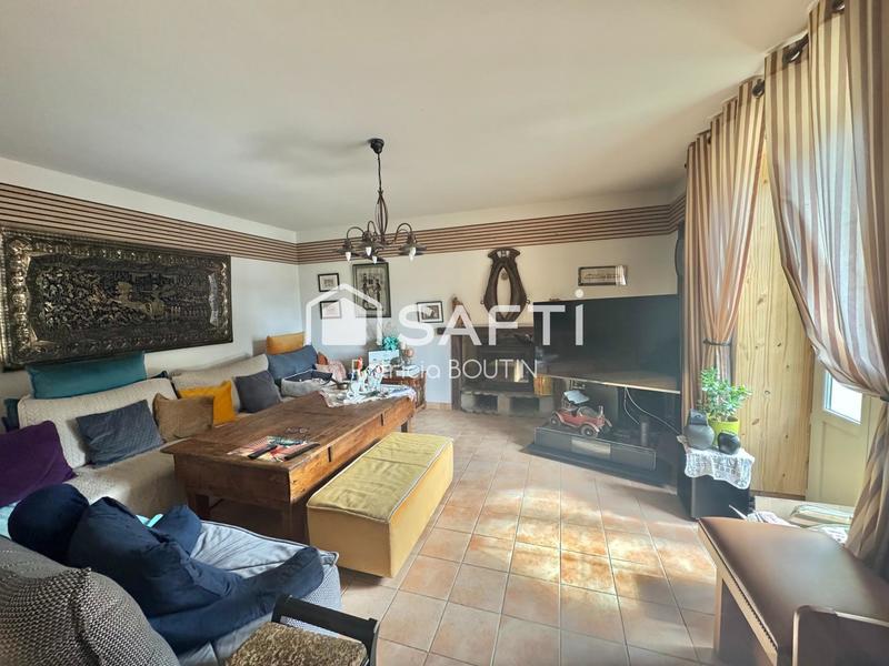 Maison - 92 m² - 6 pièces