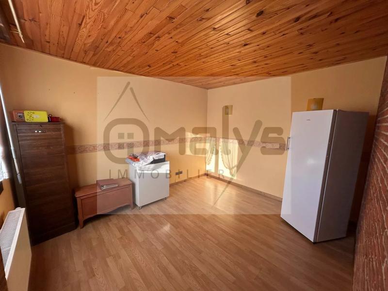 Maison - 180 m² - 7 pièces