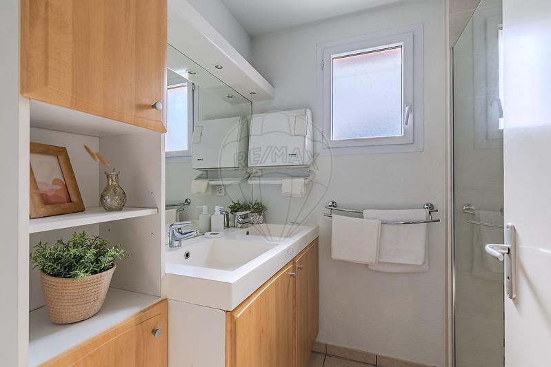 Maison - 83 m² - 4 pièces