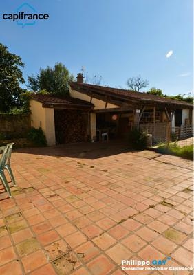 Maison - 219 m² - 10 pièces