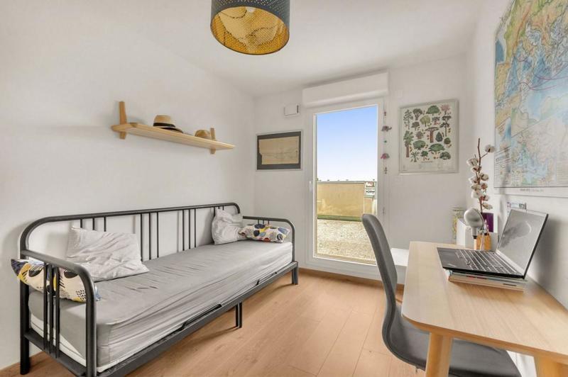 Appartement - 107 m² - 5 pièces