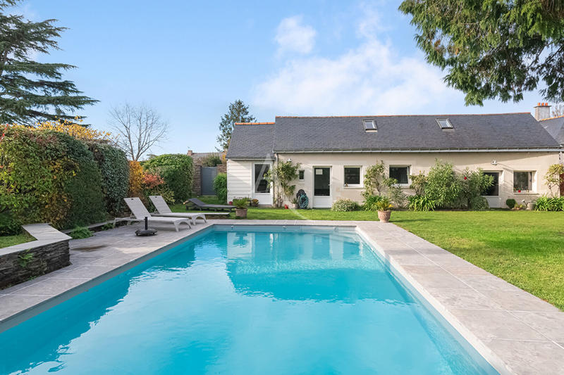 Maison - 190 m² - 7 pièces