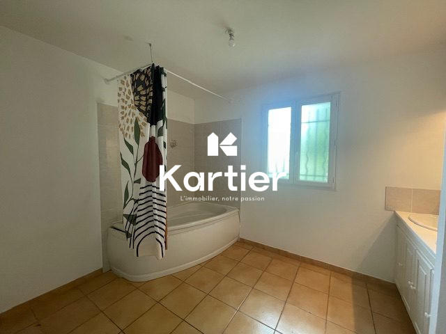 Maison - 122 m² - 4 pièces