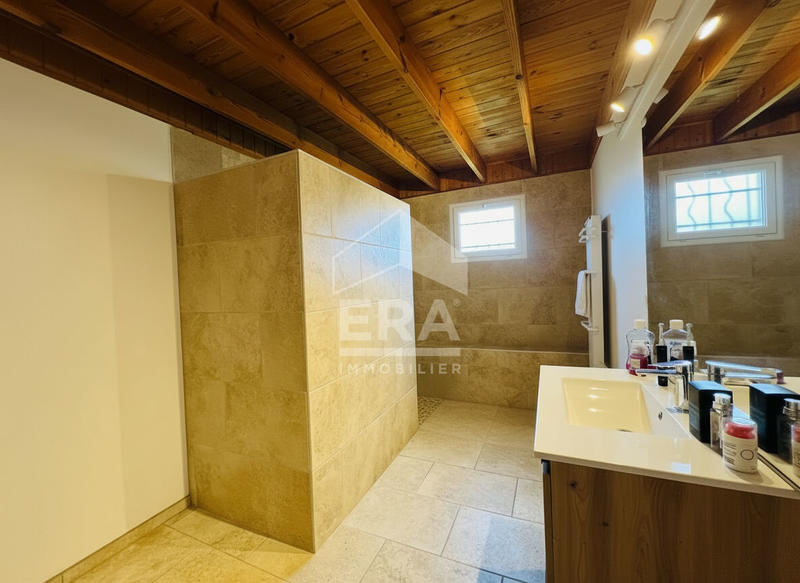 Maison - 168 m² - 5 pièces