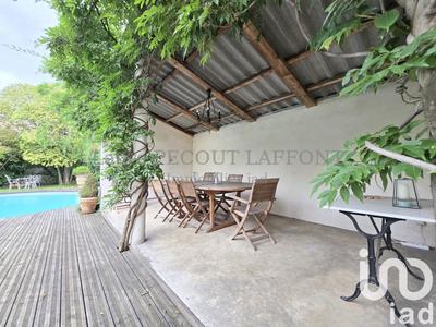 Maison - 205 m² - 7 pièces