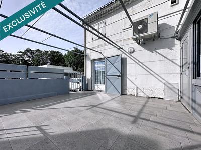 Local commercial - 243 m² - 6 pièces