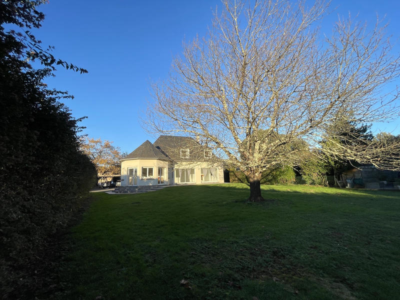 Maison - 141 m² - 6 pièces