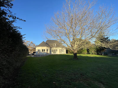 Maison - 141 m² - 6 pièces