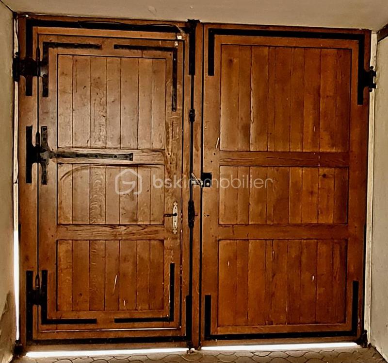 Appartement - 179 m² - 8 pièces