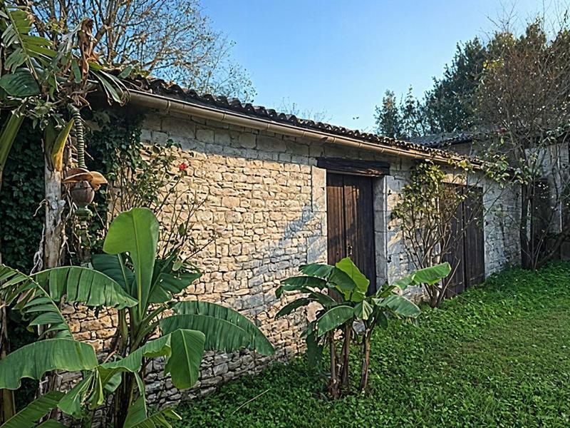 Propriété - 312 m² - 7 pièces