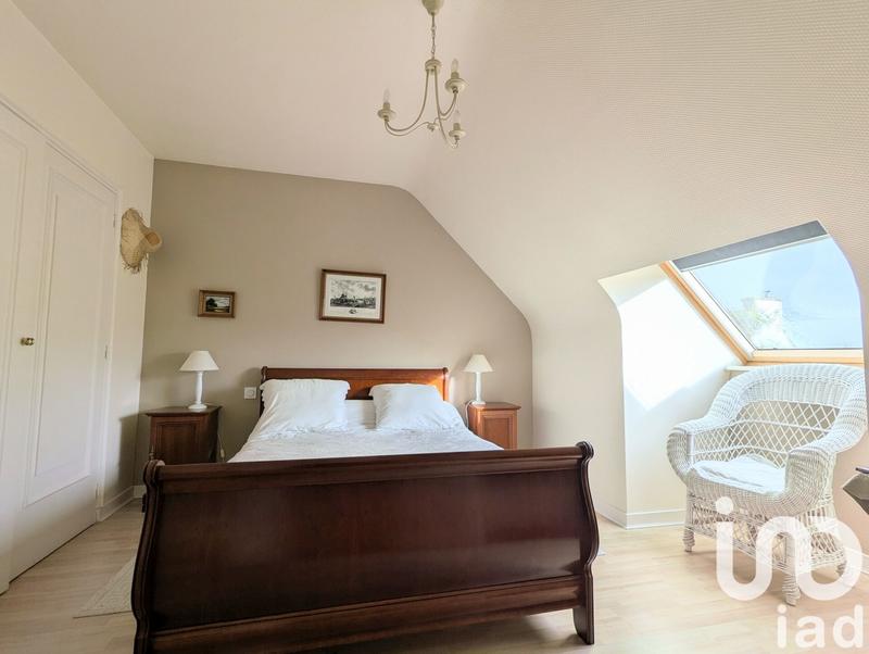 Maison - 174 m² - 8 pièces